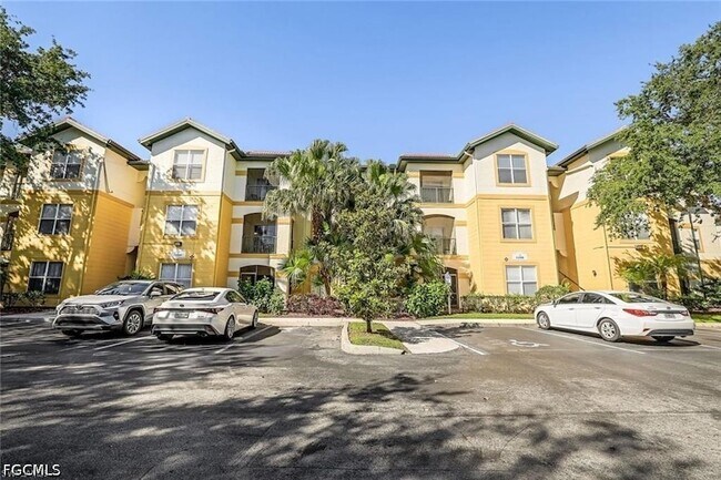 Building Photo - 11540 Villa Grand