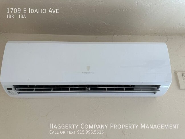 Building Photo - 1709 E Idaho Ave