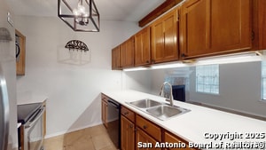 Building Photo - 13643 High Chapel