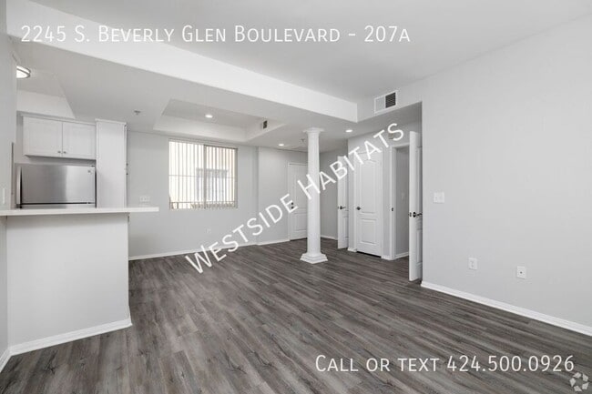 Building Photo - 2245 S Beverly Glen Blvd