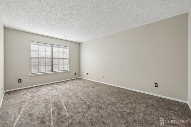 Building Photo - 3015 Lighthouse Ln