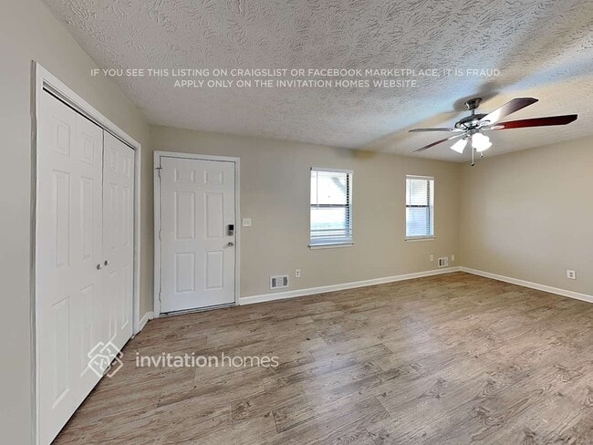 Building Photo - 125 Trace Dr