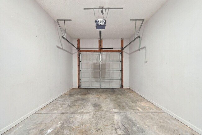 Building Photo - 119 Crosskey Rd