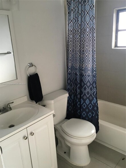 Building Photo - 5221 SW 139th Avenue Rd