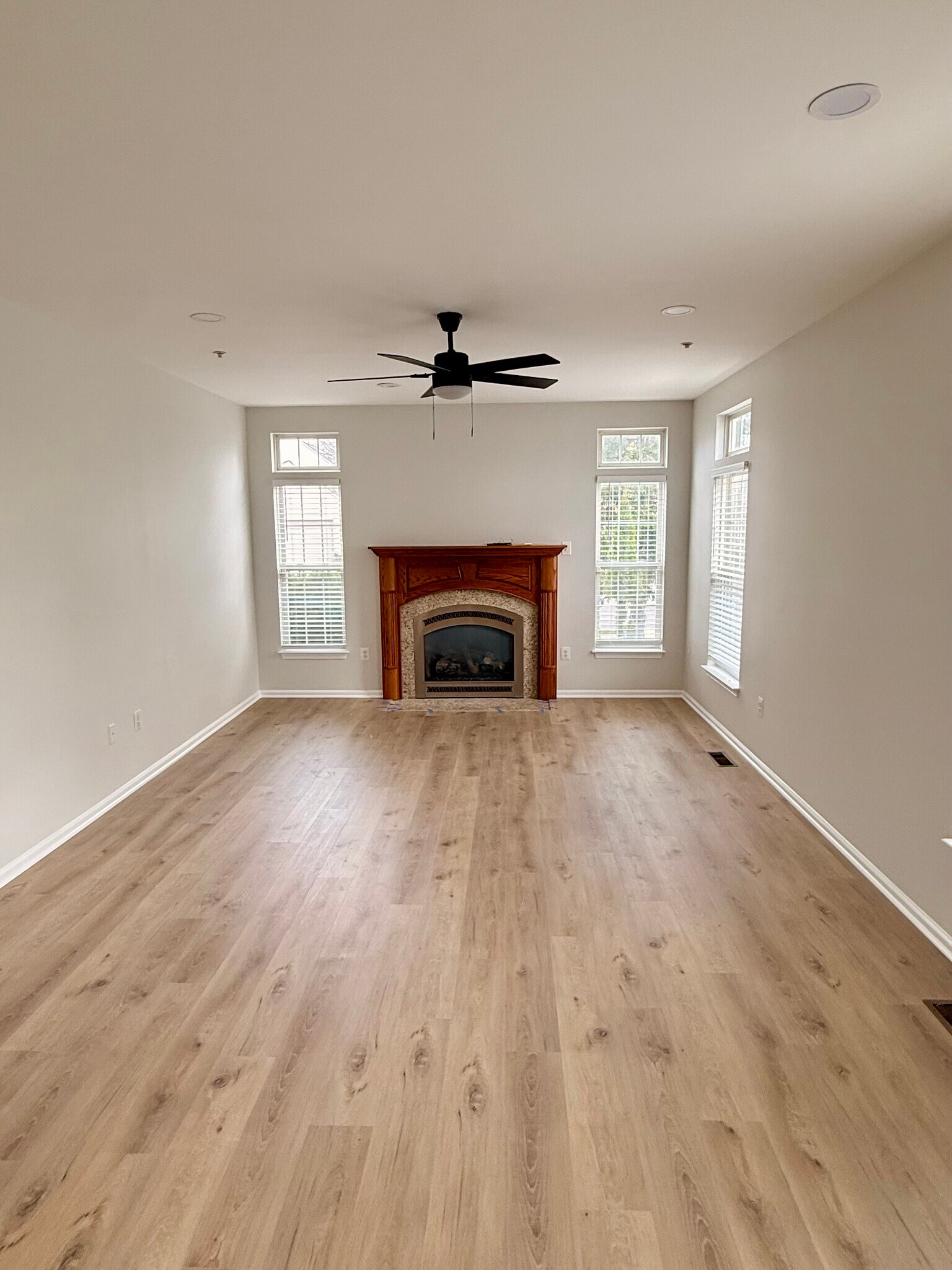 Building Photo - 7001 Saddlebow Ct