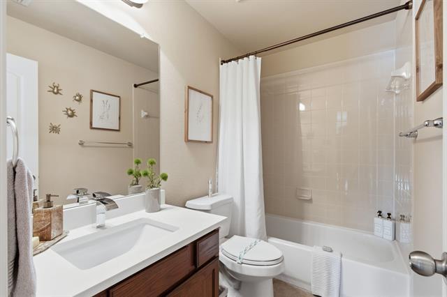 Building Photo - 10537 Matador Dr
