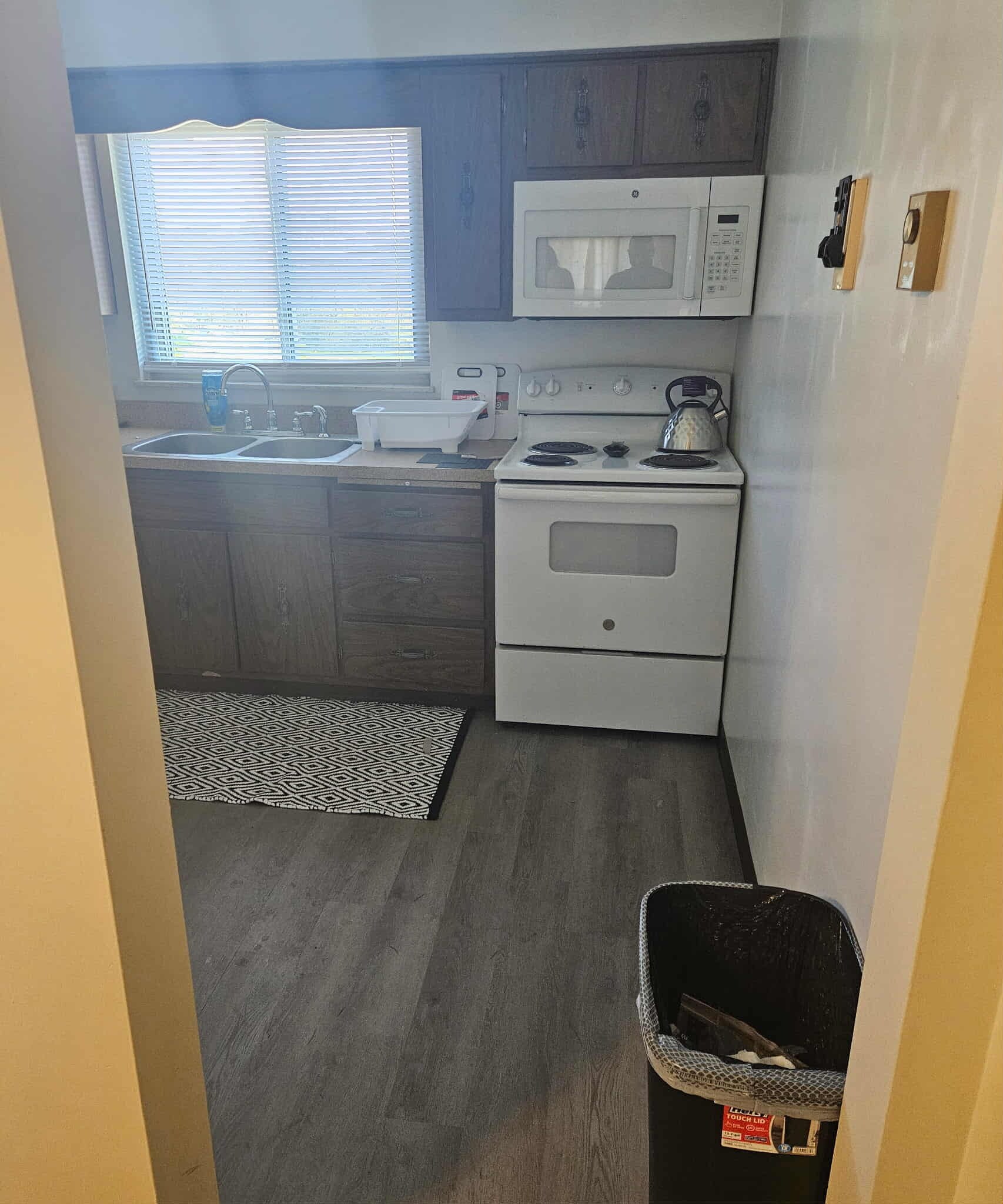 Building Photo - 170 Archway Dr