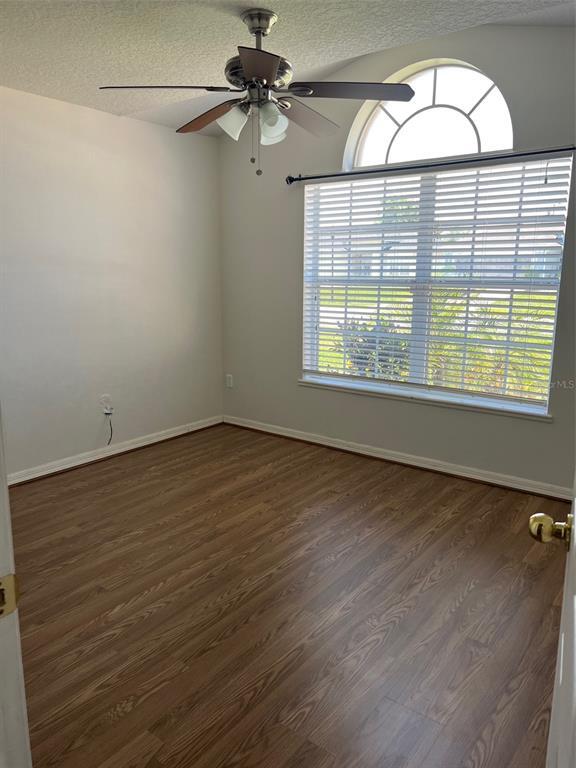 Building Photo - 5524 Sycamore Canyon Dr