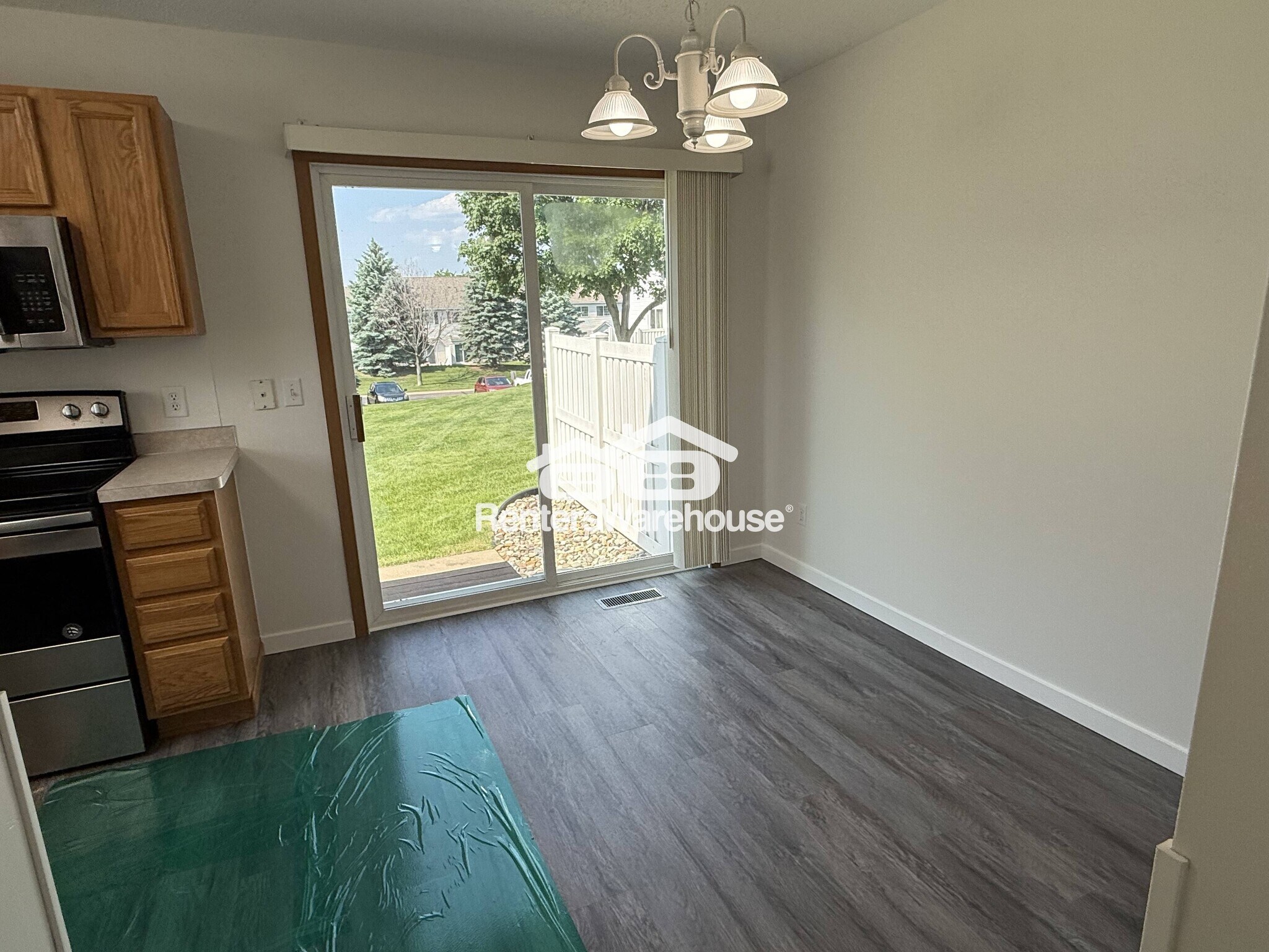 Building Photo - 15573 Flight Way