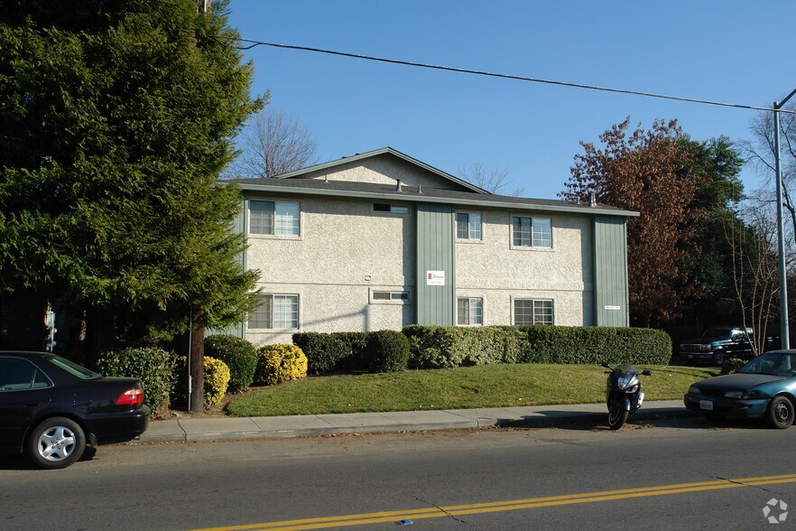 Building Photo - 480 Manzanita Ave