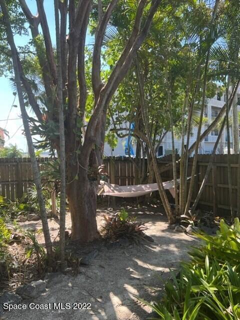 Building Photo - 275 Landings Rd