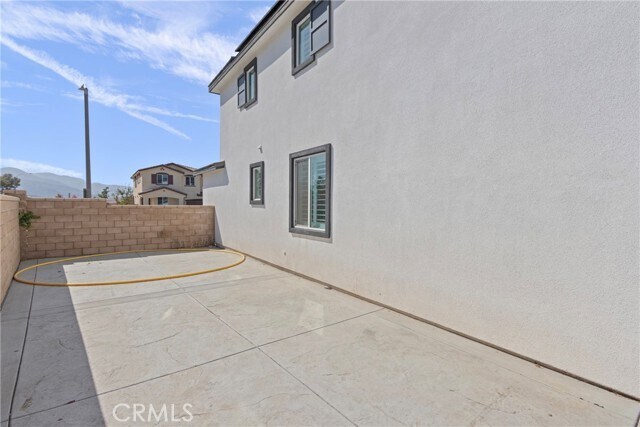 Building Photo - 19154 River Rock Ct