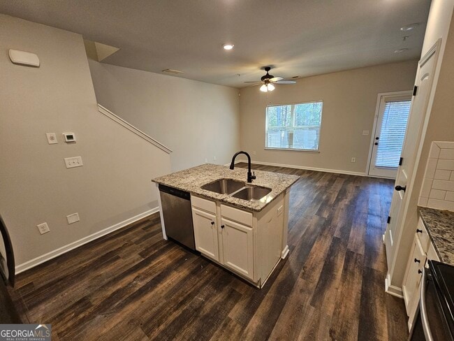 Building Photo - 3004 Bayrose Cir