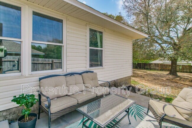 Building Photo - 3661 London Rd