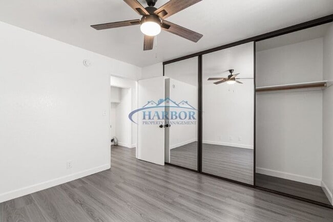 Building Photo - 789 W 18th St