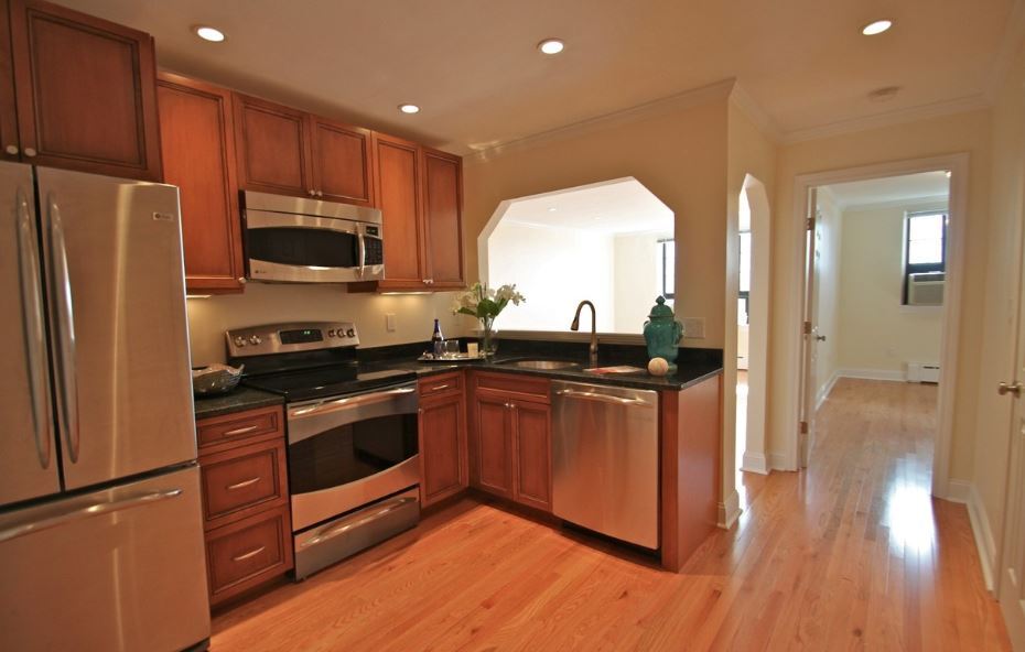 Building Photo - 85 Brattle St