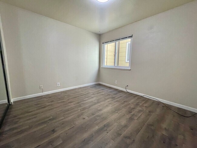 Building Photo - 538-540-540 36th Ave