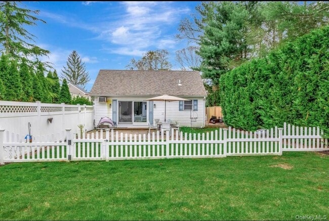 Building Photo - 142 Gibbs Pond Rd
