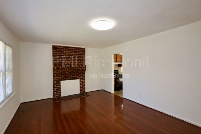 Building Photo - 2728 Grantwood Rd