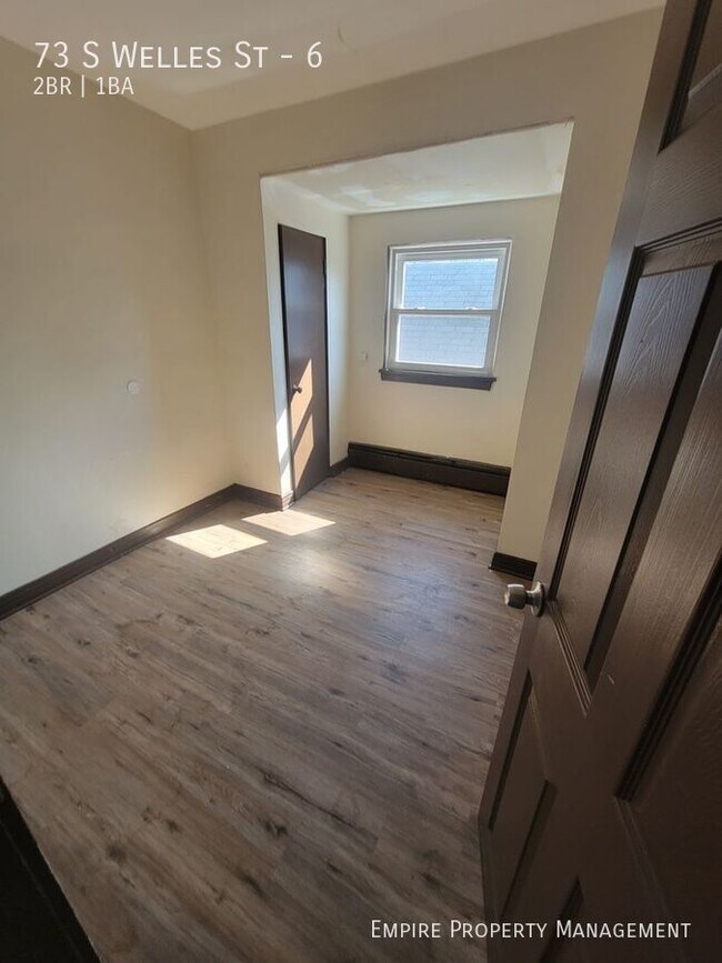 Building Photo - 73 S Welles St