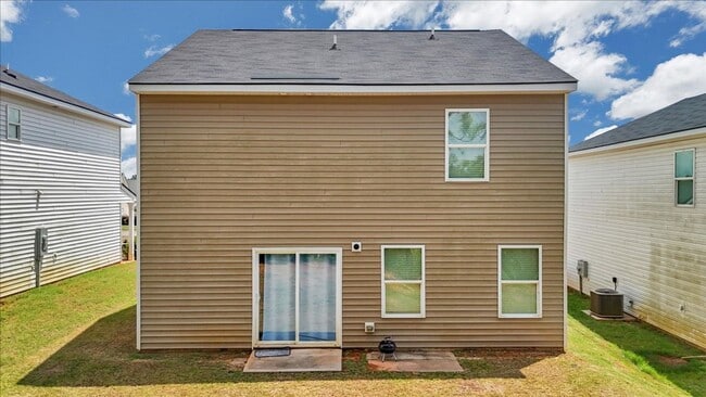 Building Photo - Family Fun