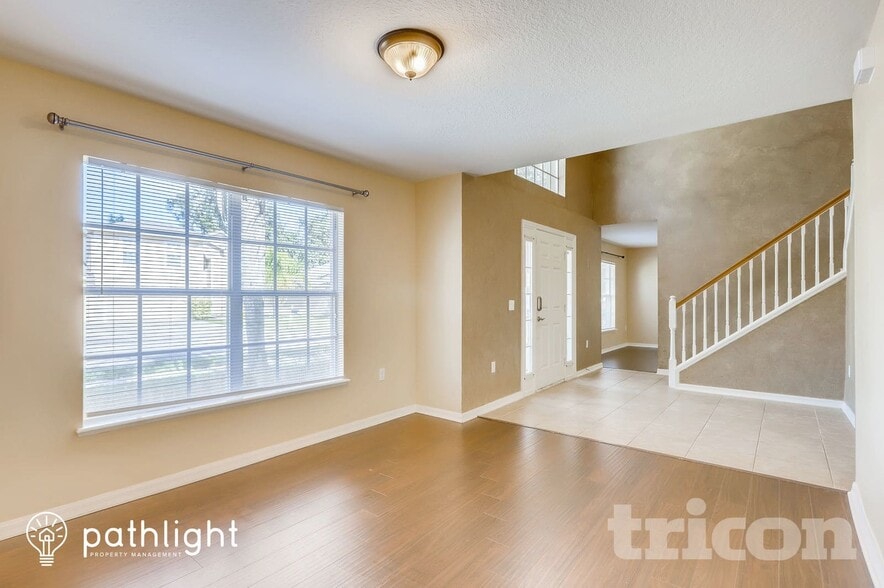Building Photo - 546 Granite Cir