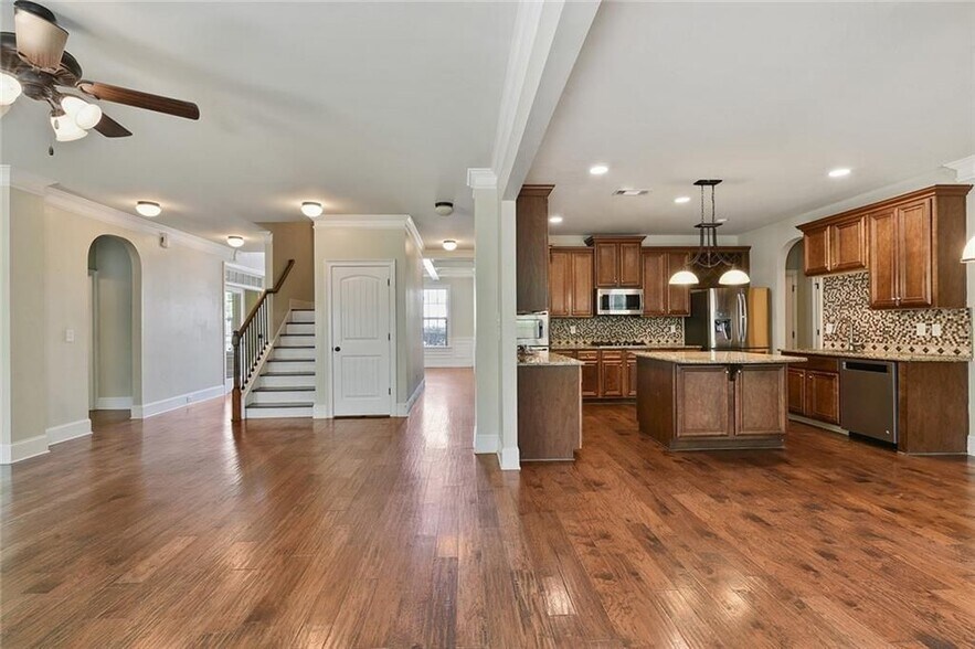 Building Photo - 4530 Fernbrook Pl