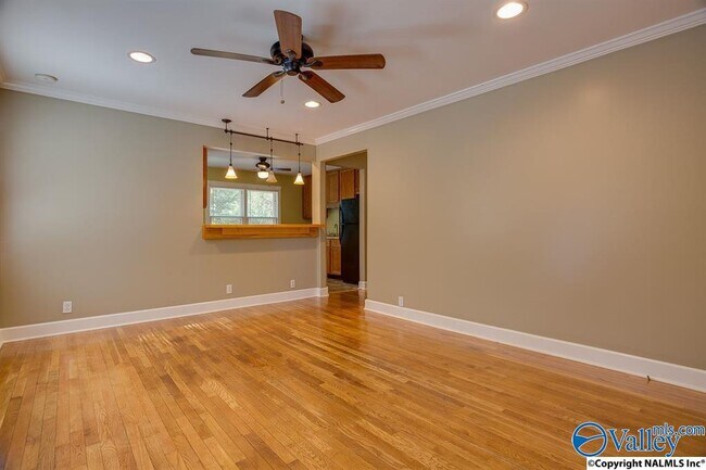 Building Photo - 4306 Cloverdale Dr NW