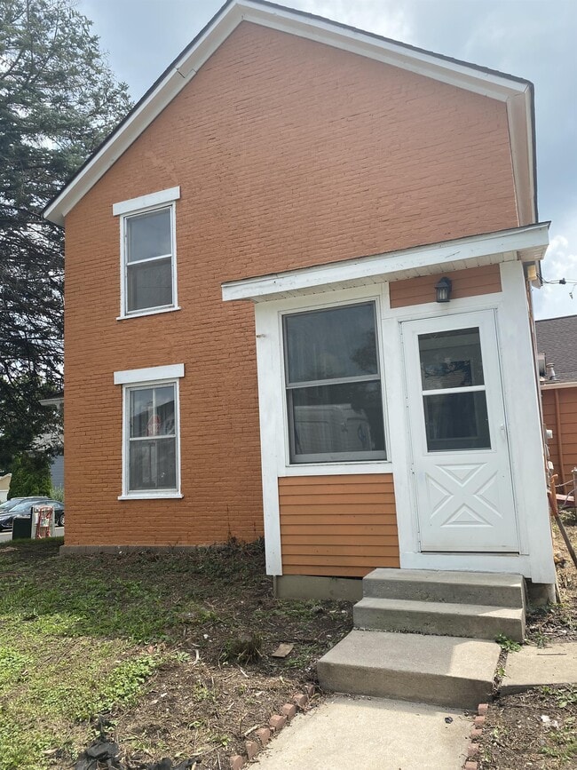 Building Photo - 292 11th St