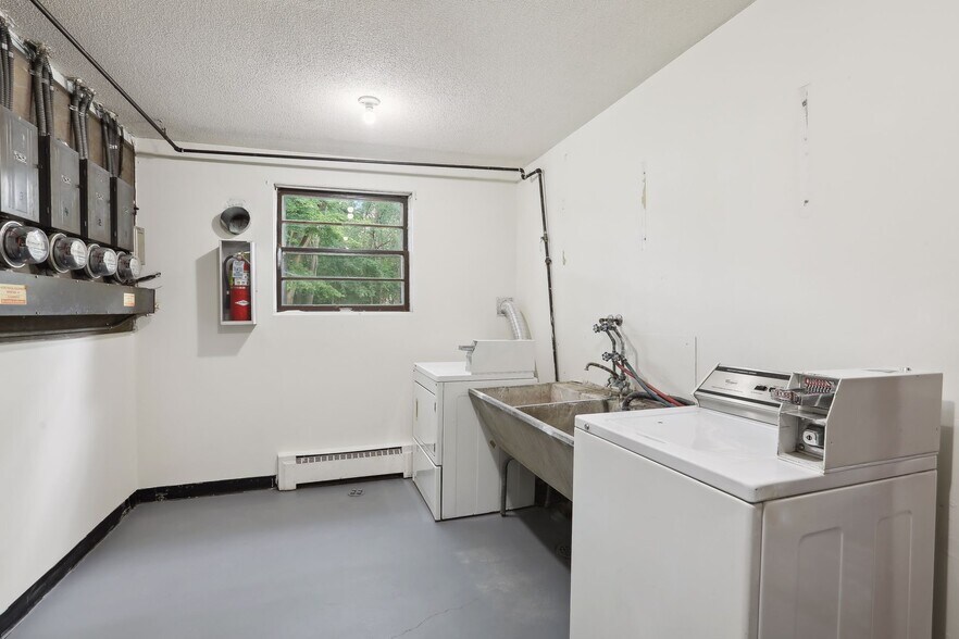 Building Photo - 1921 103rd Ave NW