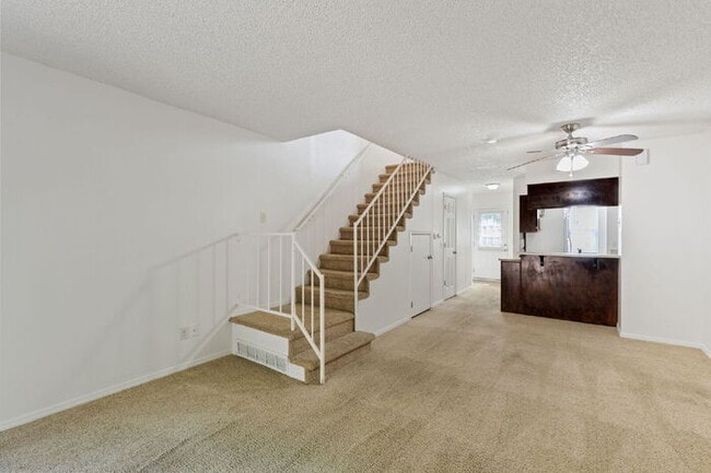 Building Photo - Immaculate 2-Story Townhome with Fireplace...