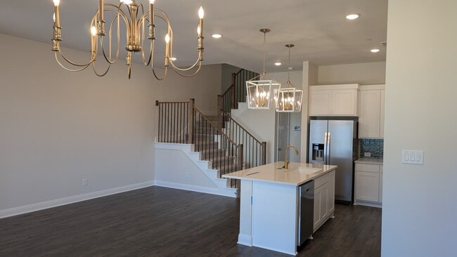 Primary Photo - 2523 Huxley Mews