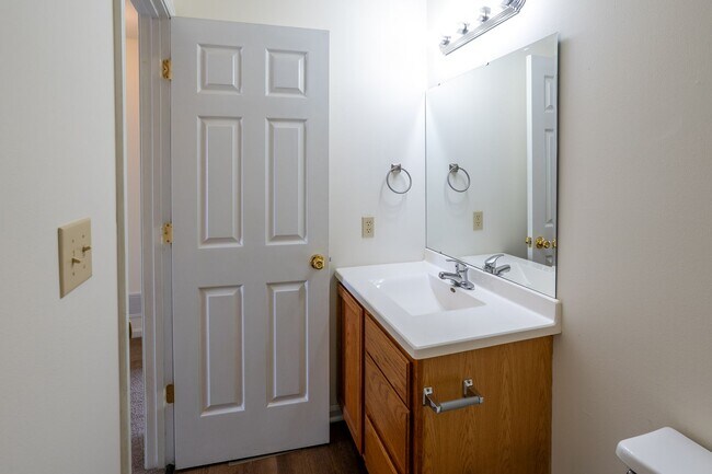 Building Photo - 2412-2414 Calder Ct.