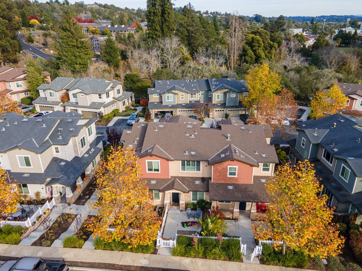 Building Photo - 144 Atherton Loop