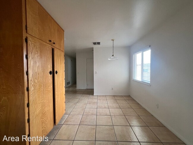 Building Photo - 4 br, 2 bath House - 36361 OLEANDER PLACE