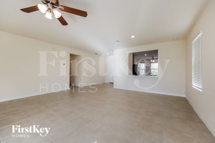 Building Photo - 1021 Anza Ave