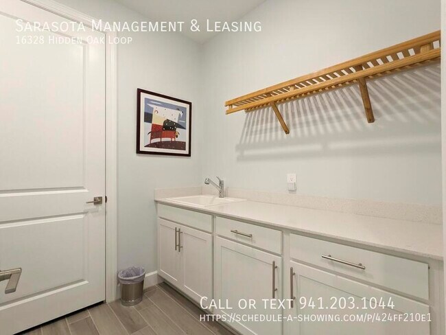Building Photo - 16328 Hidden Oak Lp