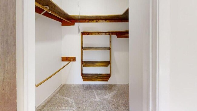 Building Photo - 2718 Glenbridge Ct