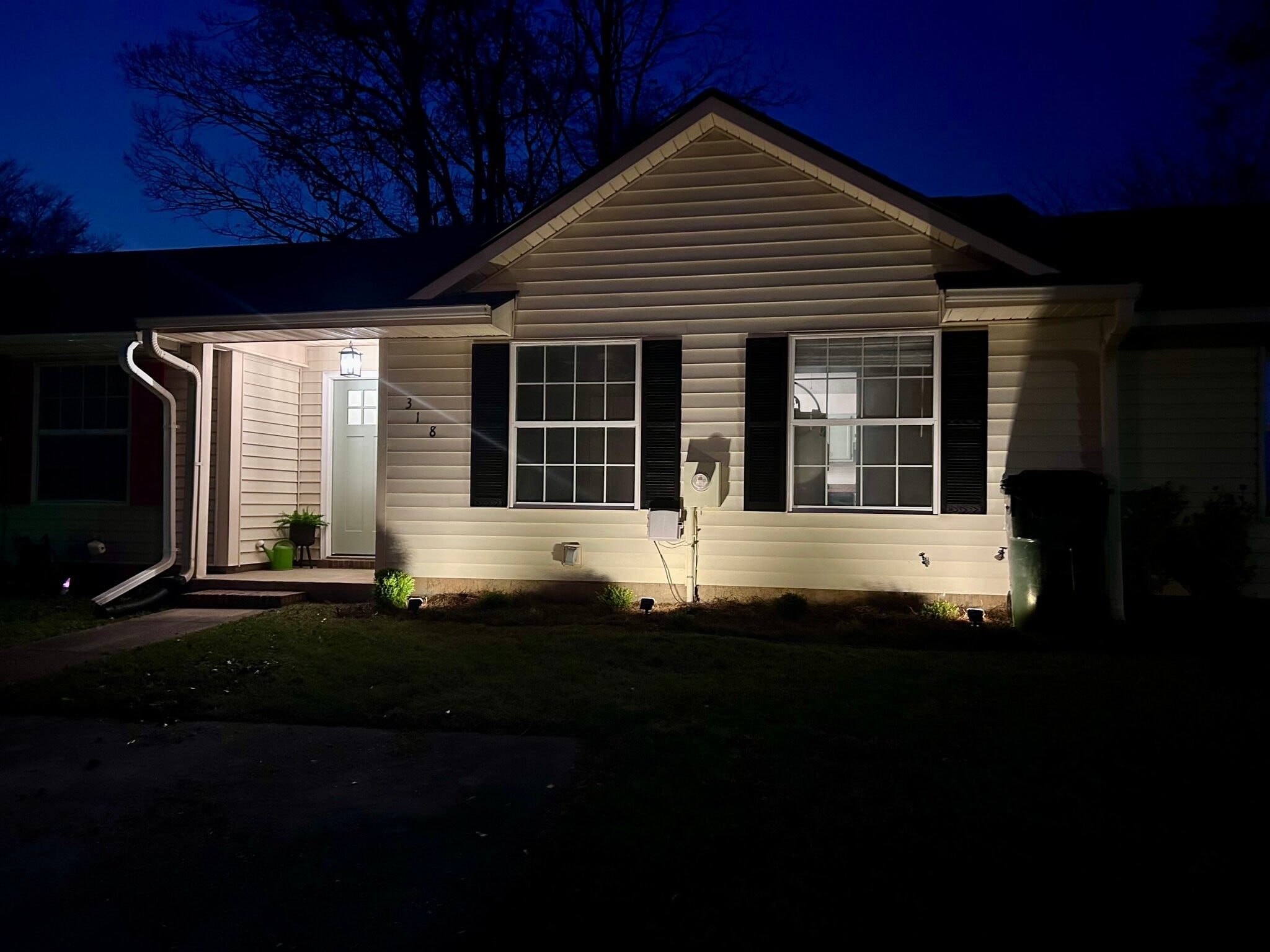 Building Photo - 318 Somerset Dr