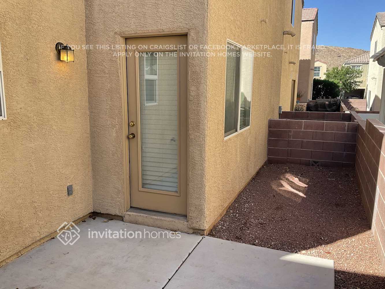 Building Photo - 9274 Hollander Ave