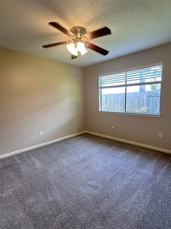 Building Photo - 1814 Grove Ct Dr