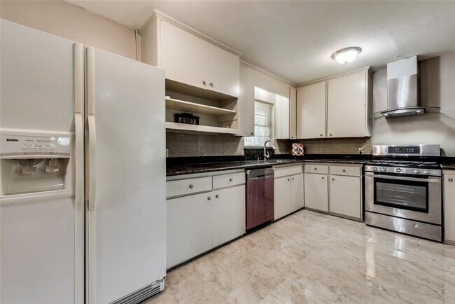 Building Photo - 4262 T C Jester Blvd