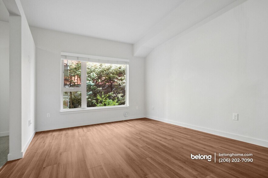 Building Photo - 1760 NW 56th St