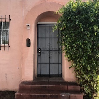 Primary Photo - Nice 2 Bedroom House