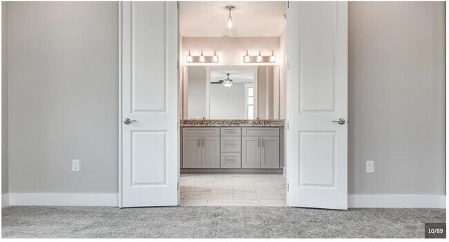 Building Photo - 6076 Cushing Cir