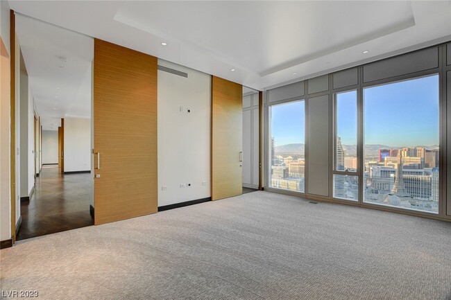 Building Photo - 3750 Las Vegas Blvd S