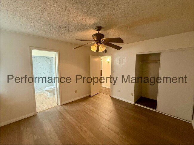 Building Photo - Charming 3 Bed/2 Bath SW Bakersfield Home w/ RBP & $0 Deposit Option