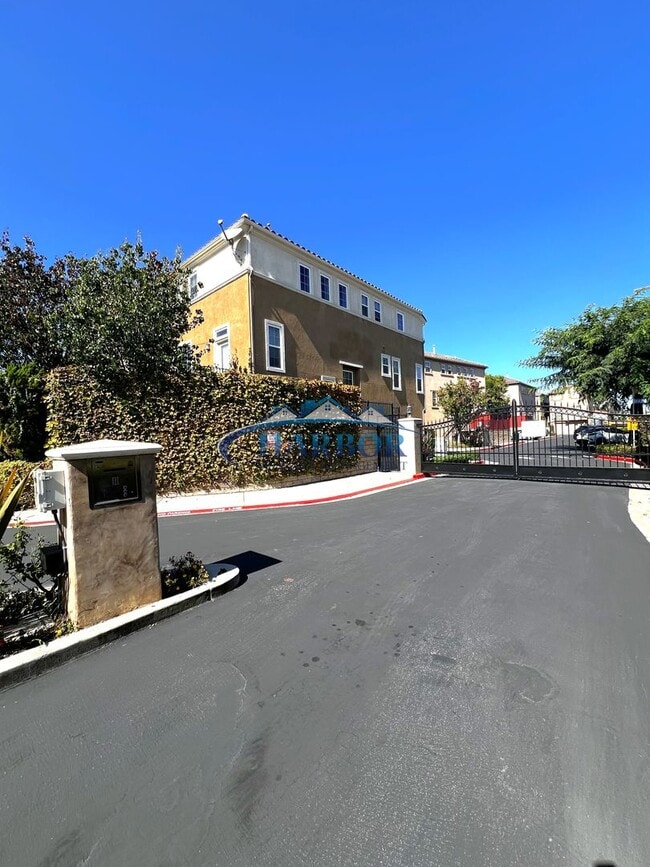 Building Photo - 1322 Harmony Way