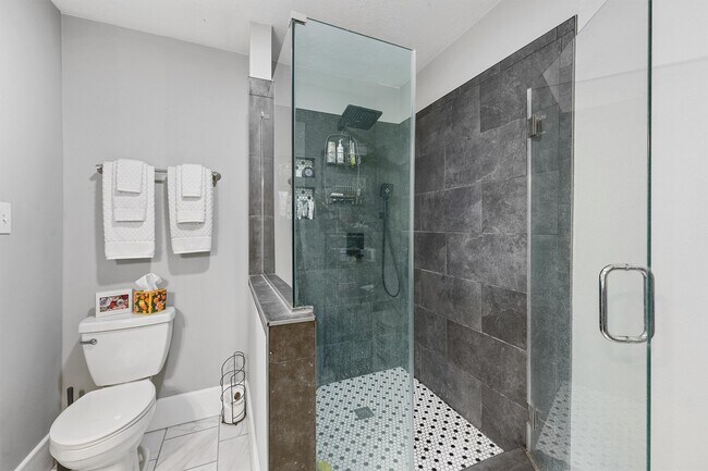 Building Photo - 4912 Avenue R