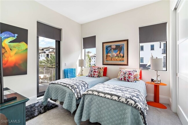 Building Photo - 1030 3rd Ave S